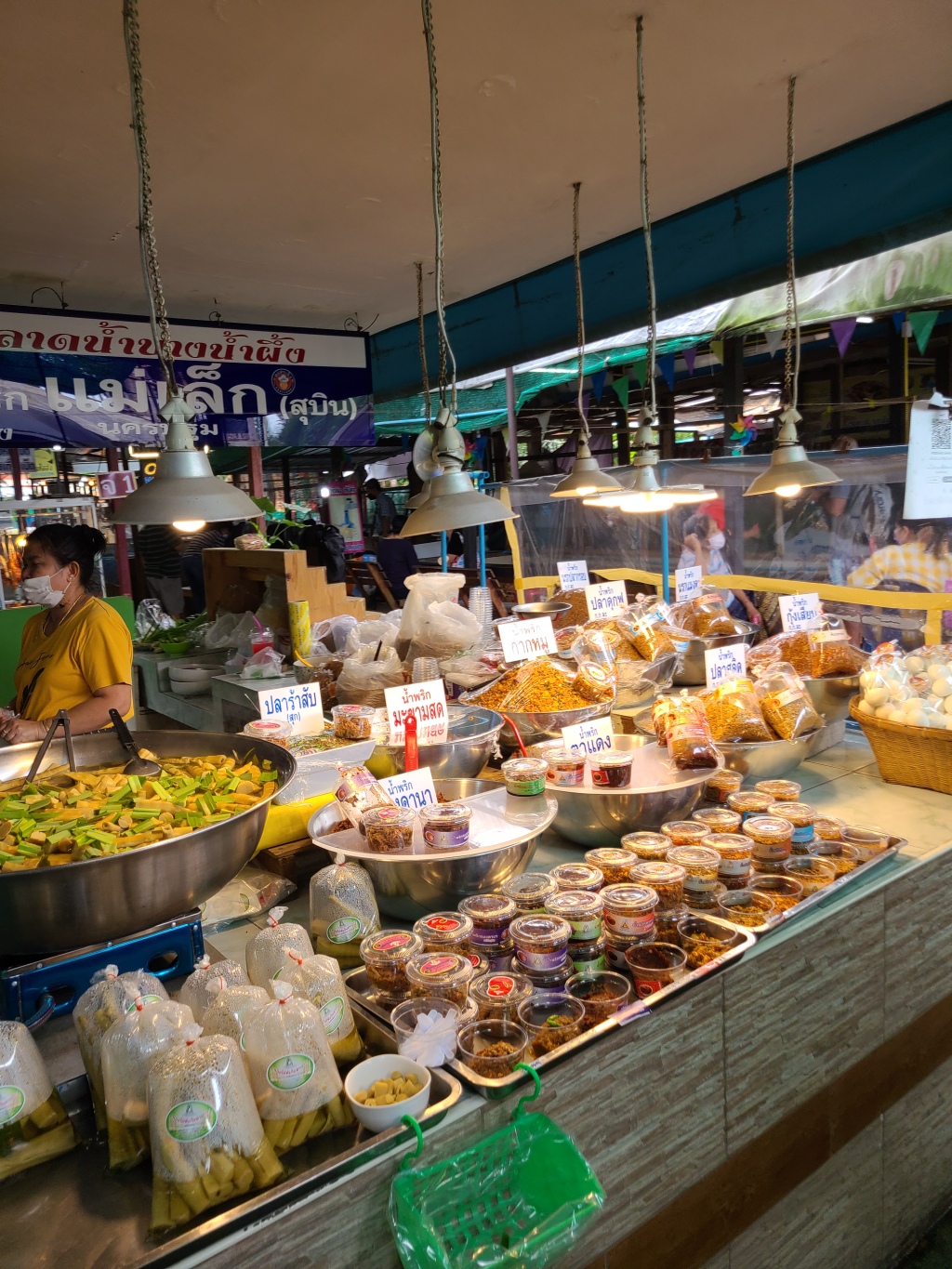 Another great Bangkok floating weekend market in Thailand